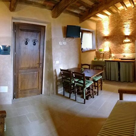 B&B Casale Di Poggioferro Скансано Номер фото