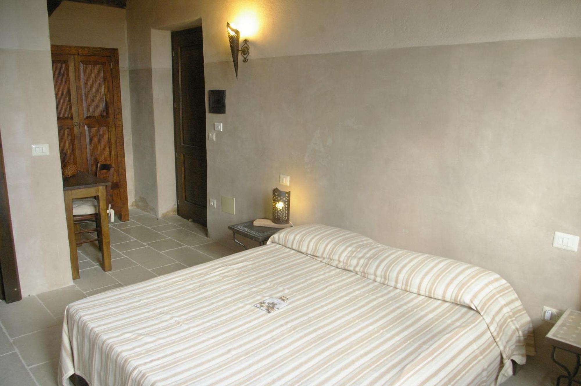 B&B Casale Di Poggioferro Скансано Номер фото