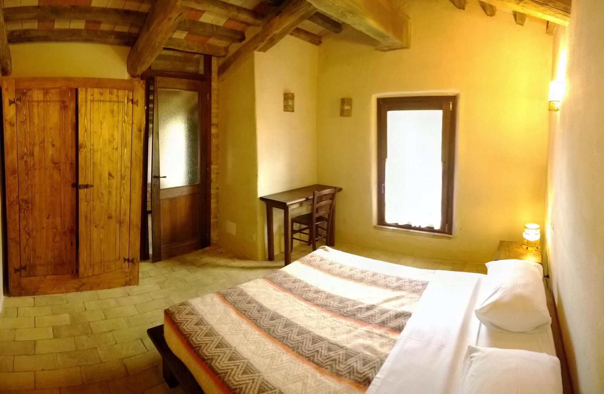 B&B Casale Di Poggioferro Скансано Номер фото