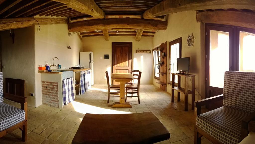 B&B Casale Di Poggioferro Скансано Номер фото